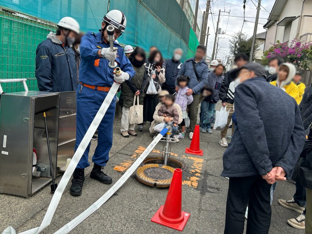 消火栓の扱い方の説明を受けました