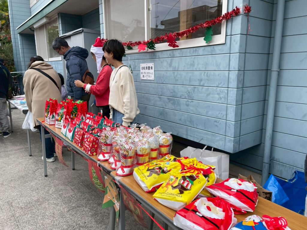 防災訓練の後は子ども部のクリスマス会♪