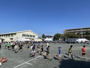 茅ヶ崎市まちぢから協議会鶴嶺地区運動会800mリレー